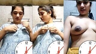 Sexy Desi Bhabhi Shows For Lover On VC | Viral MMS