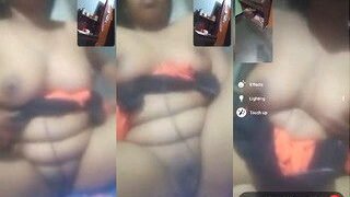 Horny Desi Bhabhi Fingering | Viral MMS