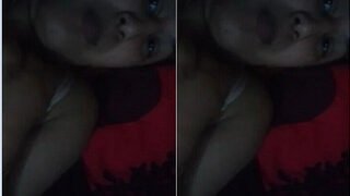 Desi Village Bhabhi Shows Her Boobs | Viral MMS