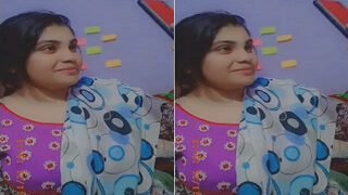 Horny Desi Girl Shows Her Big Boobs Part 2 | Viral MMS