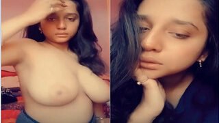 Cute Desi Girl Shows Big Boobs | Viral MMS