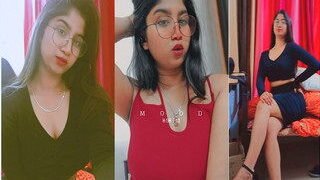 Sexy Desi Girl Shows Boobs | Viral MMS