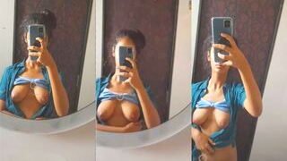 Cute Indian Girl Record Selfie For Lover | Viral MMS