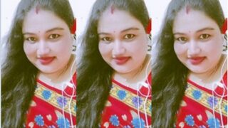 Desi Bahbhi Shows Boobs And Pussy On VC | Viral MMS Desi